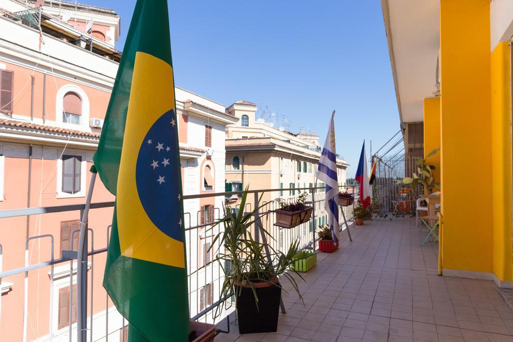 B&B Roma Citta Aperta ภายนอก รูปภาพ