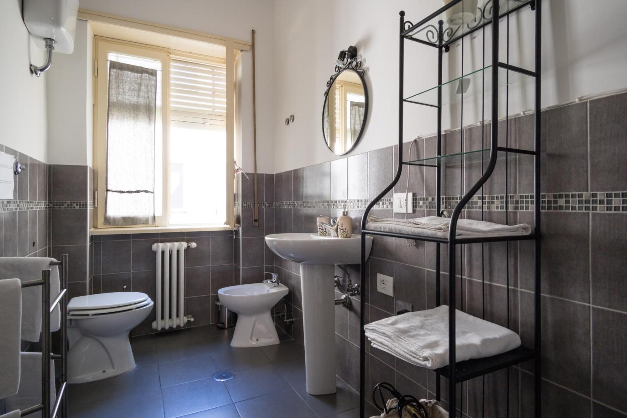 B&B Roma Citta Aperta ภายนอก รูปภาพ
