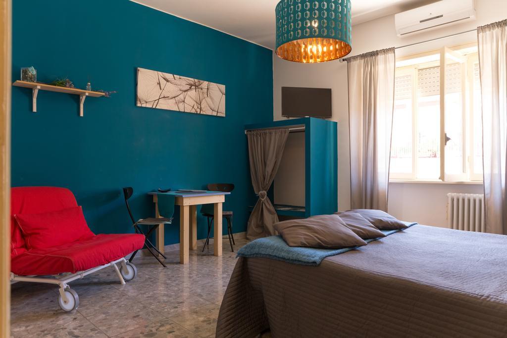 B&B Roma Citta Aperta ภายนอก รูปภาพ