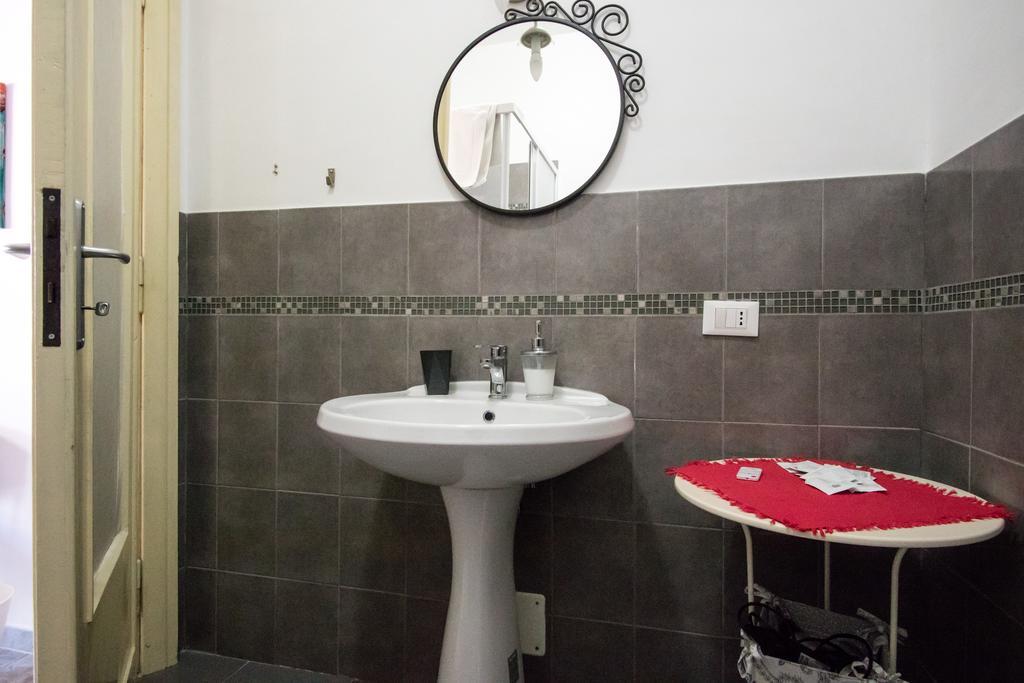 B&B Roma Citta Aperta ภายนอก รูปภาพ
